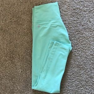 Fabletics mintgreen high waisted 7/8 legging small